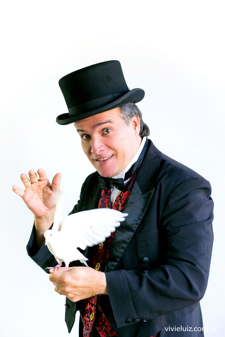 Imagem - Férias Mágicas: Show de Mágica com Tio André